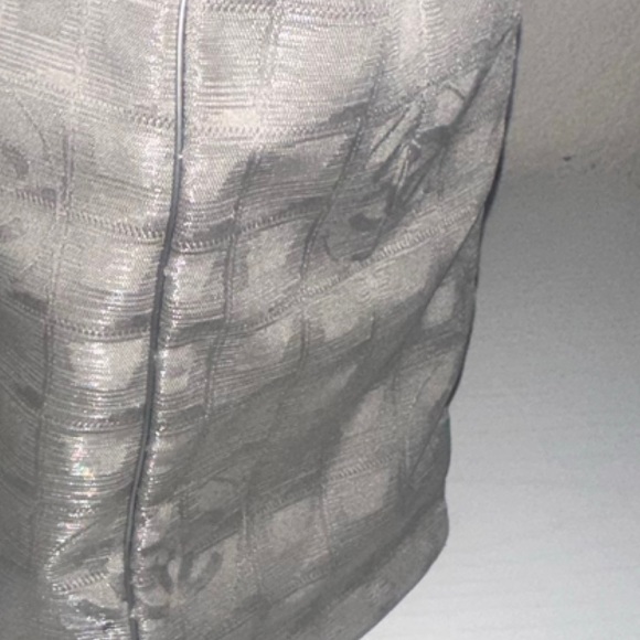 Chanel Travel Line Tote Shoulder bag - Picture 3 of 16